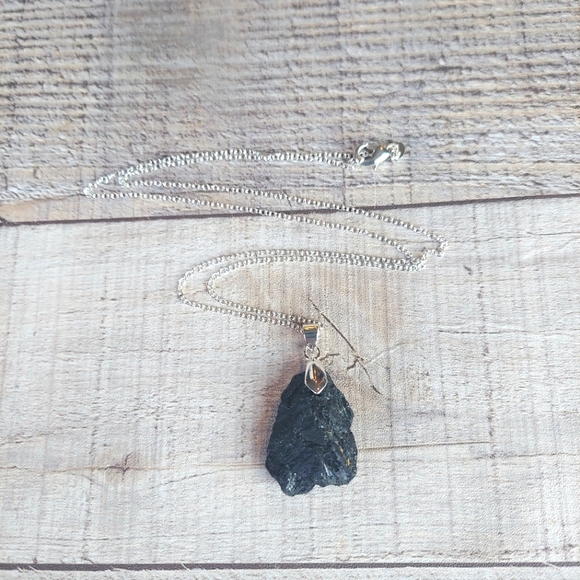 Black Tourmaline Necklace Natural Stone Pendant - Picture 2 of 5